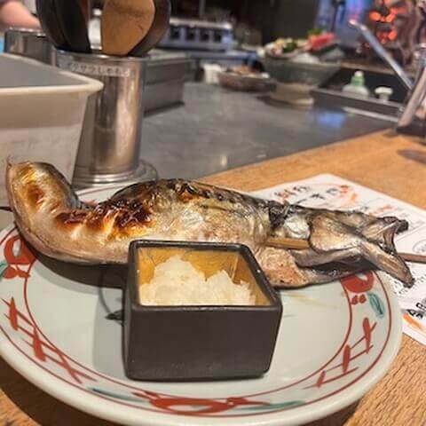 炉端焼き燻銀_大トロさば_金山_居酒屋_個室