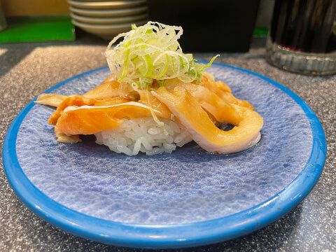 大江戸_サーモンのネタ_池袋_回転寿司