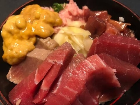 河岸頭　海鮮丼　築地おすすめランチ