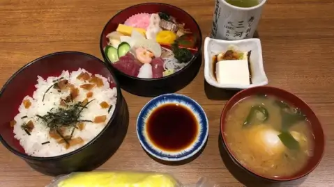 三河屋_ちらし寿司定食_中野ランチ_和食