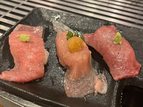 みつる_肉寿司3種盛り_大阪（道頓堀）_焼肉店