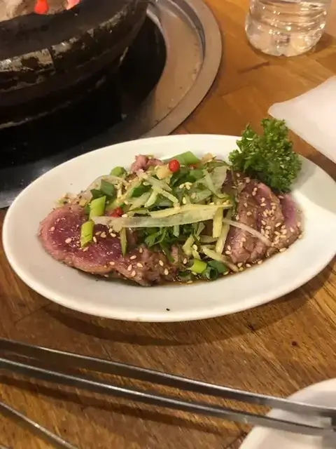 羊肉炭火焼 肉汁屋_生ラムの和風たたき_東京ジンギスカン