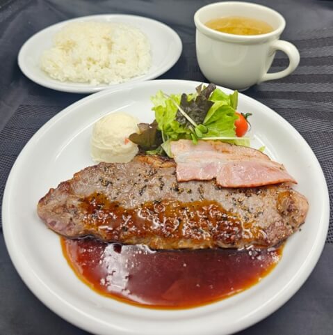 大山ステーキ定食_肉の大山 _上野ランチ_肉料理