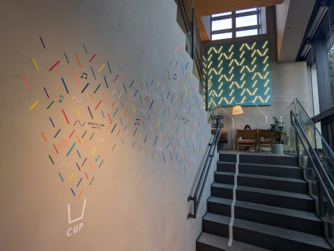 NORTH LINK_店舗内観_カフェラテ_テイクアウト