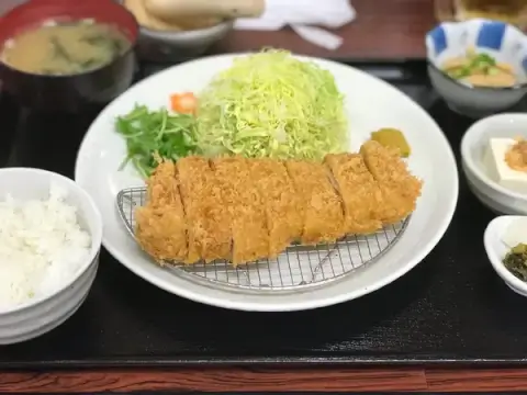於加乃_ロースカツ定食_館山_グルメ