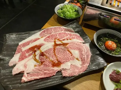 鬼に金棒_大判5秒ロース_大阪（梅田）_焼肉屋