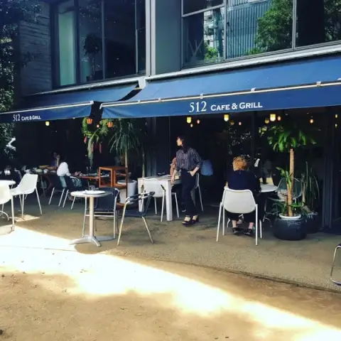 外観 512CAFE&GRILL 六本木 カフェ インスタ映え
