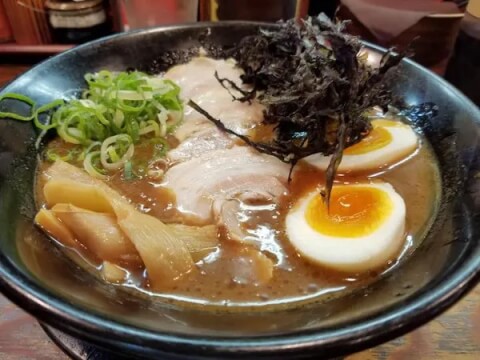 金澤濃厚中華そば 神仙_特製中華そば_金沢ラーメン