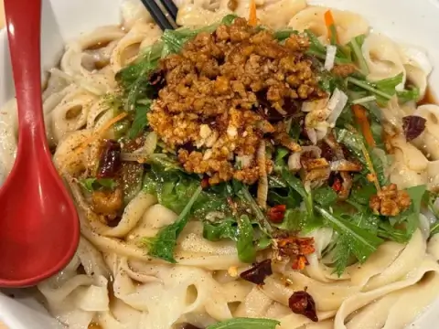 山西亭_麻辣刀削麺_ガチ中華_新宿
