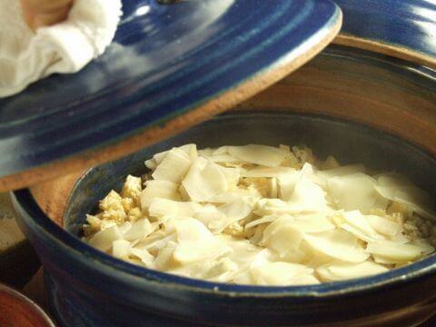 生姜炊き　やきとん大地