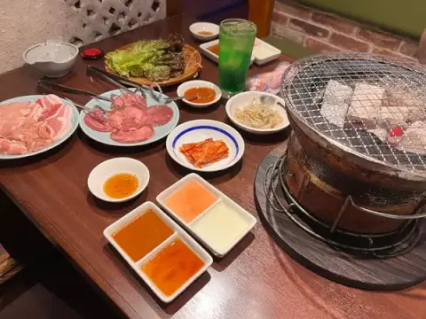 炭の談笑屋 新橋店 おすすめ 焼肉 烏森