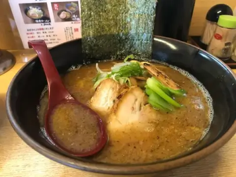 麺屋 達 本店_豚骨醤油ラーメン_金沢ラーメン