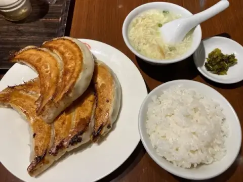 天龍_平日限定ランチ（餃子6個セット）_池袋駅直結_餃子
