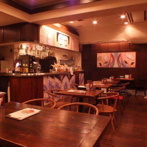 東京都内おすすめカフェ選 プールサイドのリゾートカフェに駅近の穴場店も はらへり