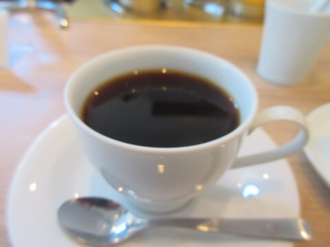 東京都内おすすめカフェ選 プールサイドのリゾートカフェに駅近の穴場店も はらへり