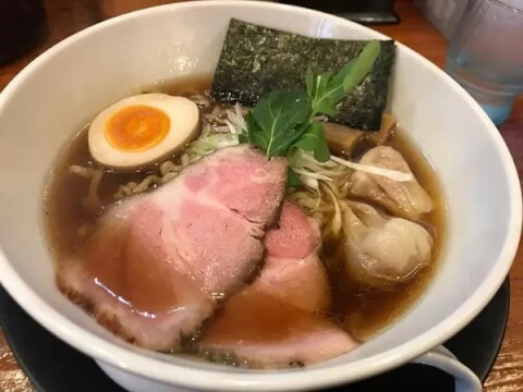自然派ラーメン 神楽_特製醤油ラーメン_金沢ラーメン