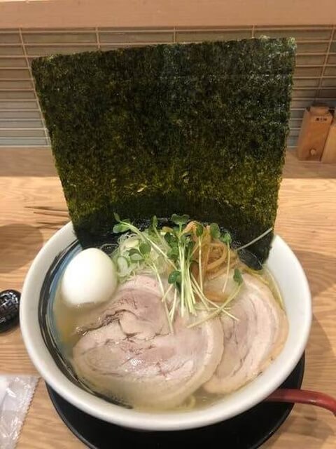 つり金　ラーメン　桜木町おすすめランチ