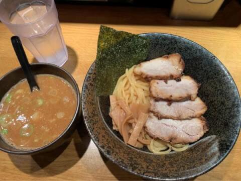 寵児_チャーシュートッピング_池袋つけ麺_おすすめ