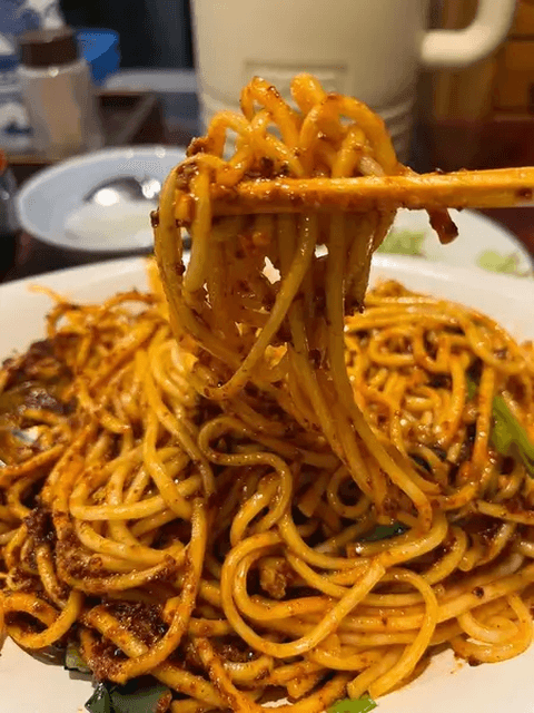 楊_汁なし担々麺_ガチ中華_池袋