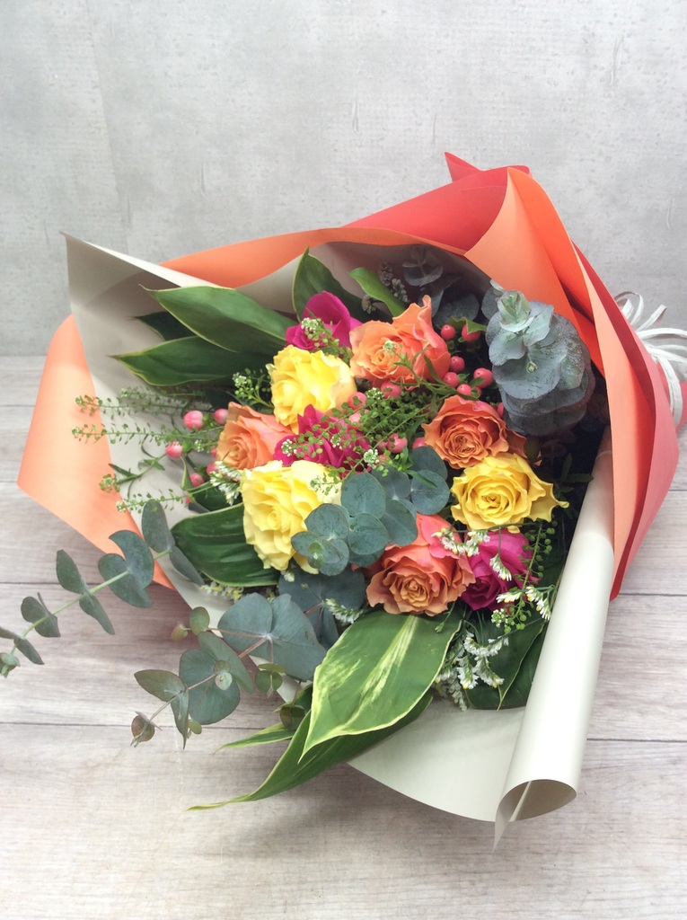 薔薇の花束に咲く 全巻セット バラと季節のお任せ花束 パープル Mサイズ / 胡蝶蘭・フラワー