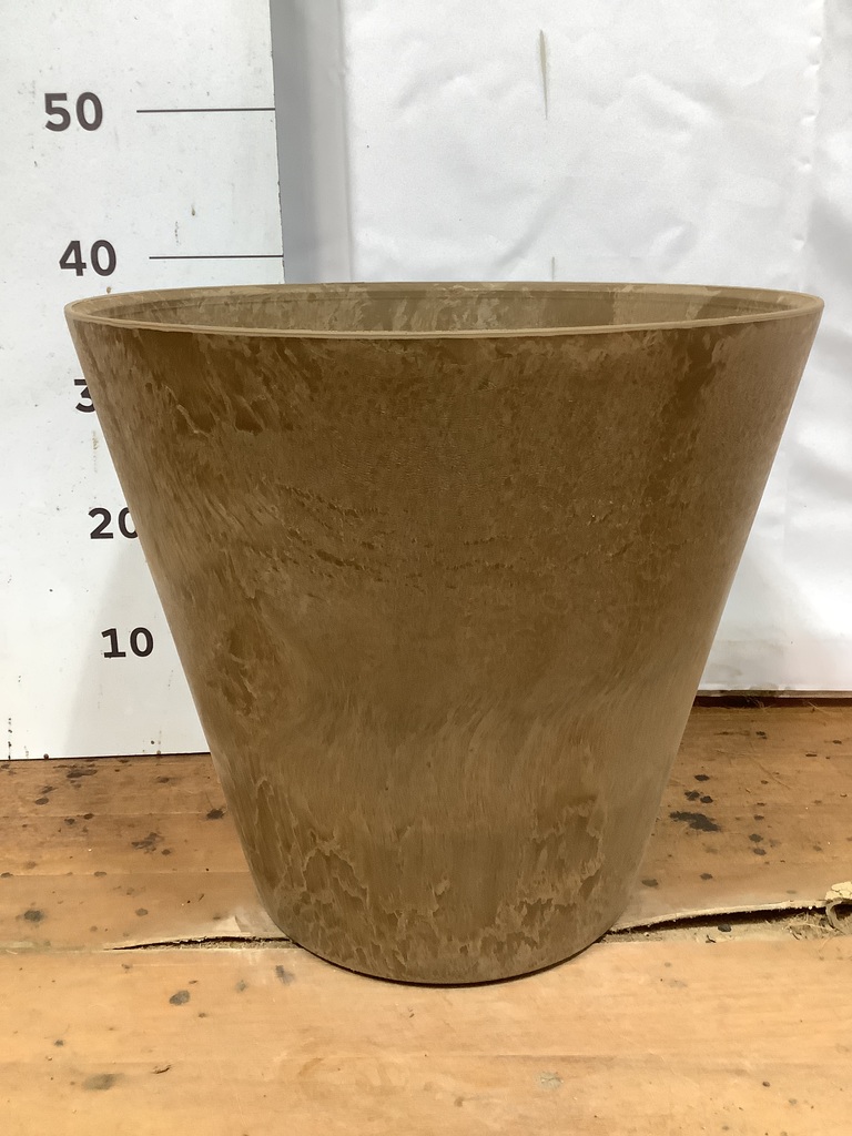 お年玉セール商品⑪　バドガシュタイン鉱石　3459g　新春特別価格です！！！ バドガシュタイン 勾玉 鉱石 ラジウム 美容 健康 冷え性<br>