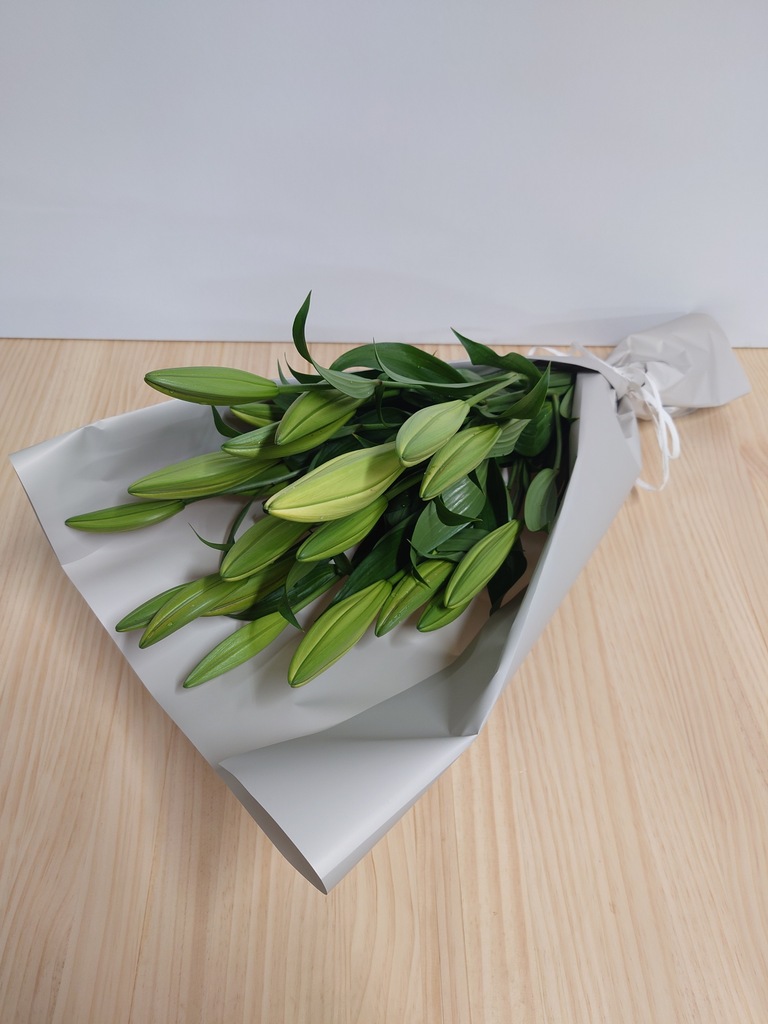 ゆりり 産地直送 オリエンタルユリ イエロー 5本束／埼玉 百合の滝沢