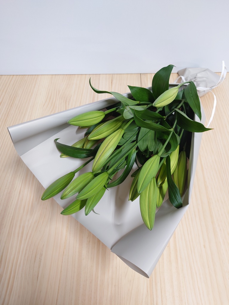 産地直送 オリエンタルユリ イエロー 5本束／埼玉 百合の滝沢