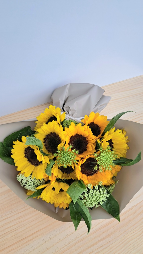 ひまわりのギフト | お花の通販HitoHana（ひとはな）