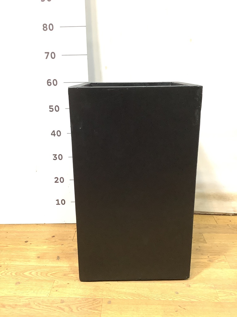 KONTON シグマ 角柱プランター Lサイズ H66cm 黒 プロのニーズに2 KONTON シグマ 角柱プランター Lサイズ H66cm 黒 プロのニーズに