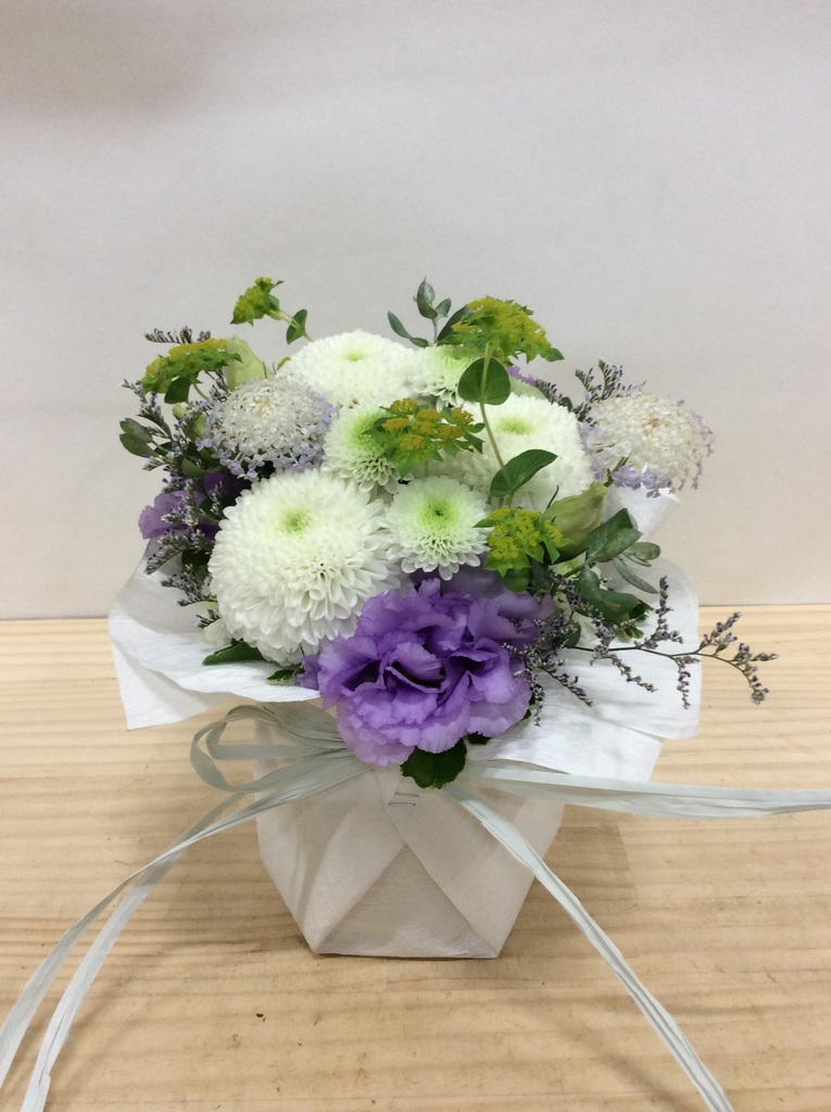 カメヤマ 線香（お香） 和遊 金木犀の香りとお供え花 アレンジメント