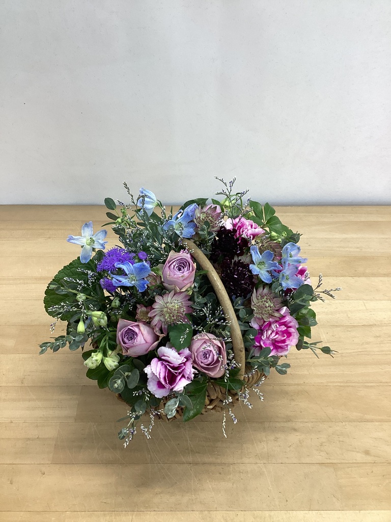 3,000円のバラ | フラワーギフトの通販ならひとはな