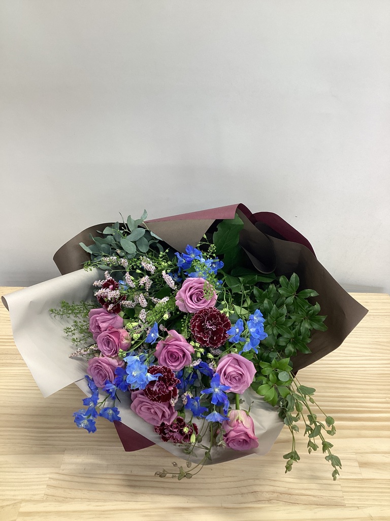 紫色の花束・アレンジメント | フラワーギフトならHitoHana（ひとはな）