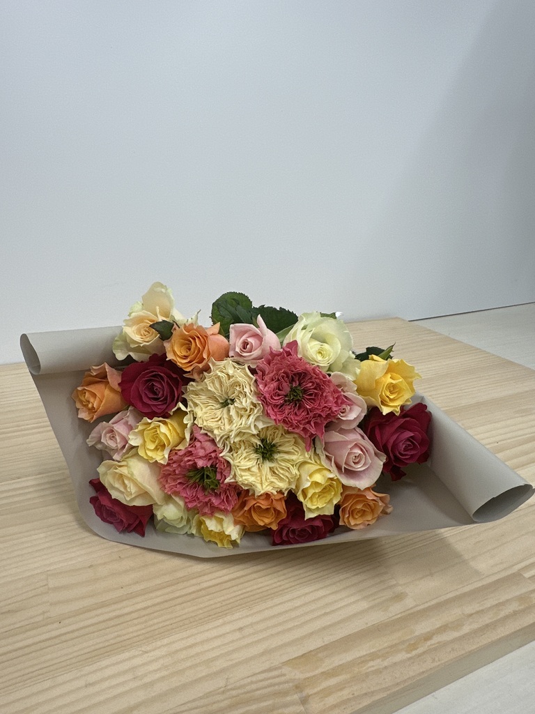 産地直送 バラ花束 ミックスおまかせ（30本入り）／愛知 榊原薔薇園