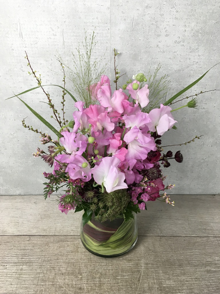 スイートピーのアレンジメントを選ぶ フラワーギフトの通販ならひとはな