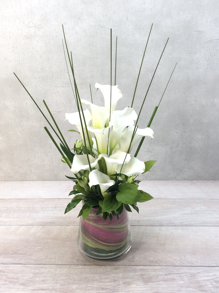 カラーのアレンジメント フラワーギフトならhitohana ひとはな