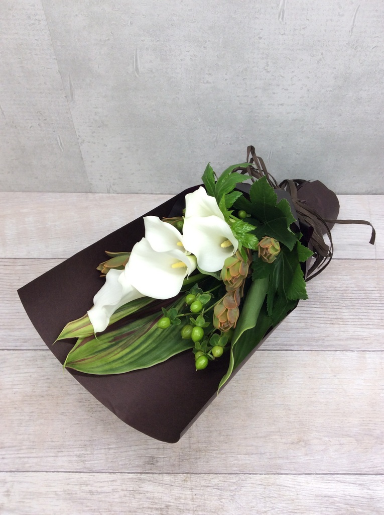 カラーの花束 ブーケ フラワーギフトの通販ならhitohana