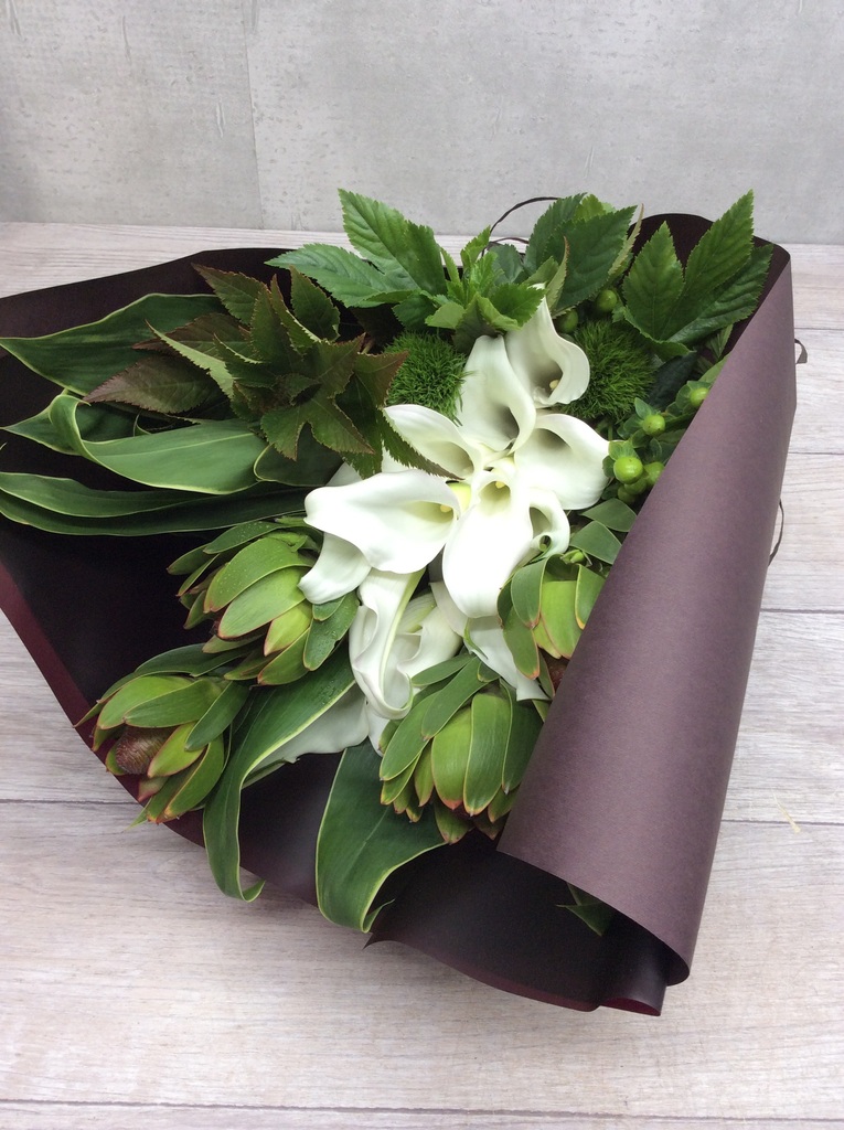 カラーの花束 ブーケ フラワーギフトの通販ならhitohana カラーの花束 ブーケ フラワーギフトの通販ならhitohana