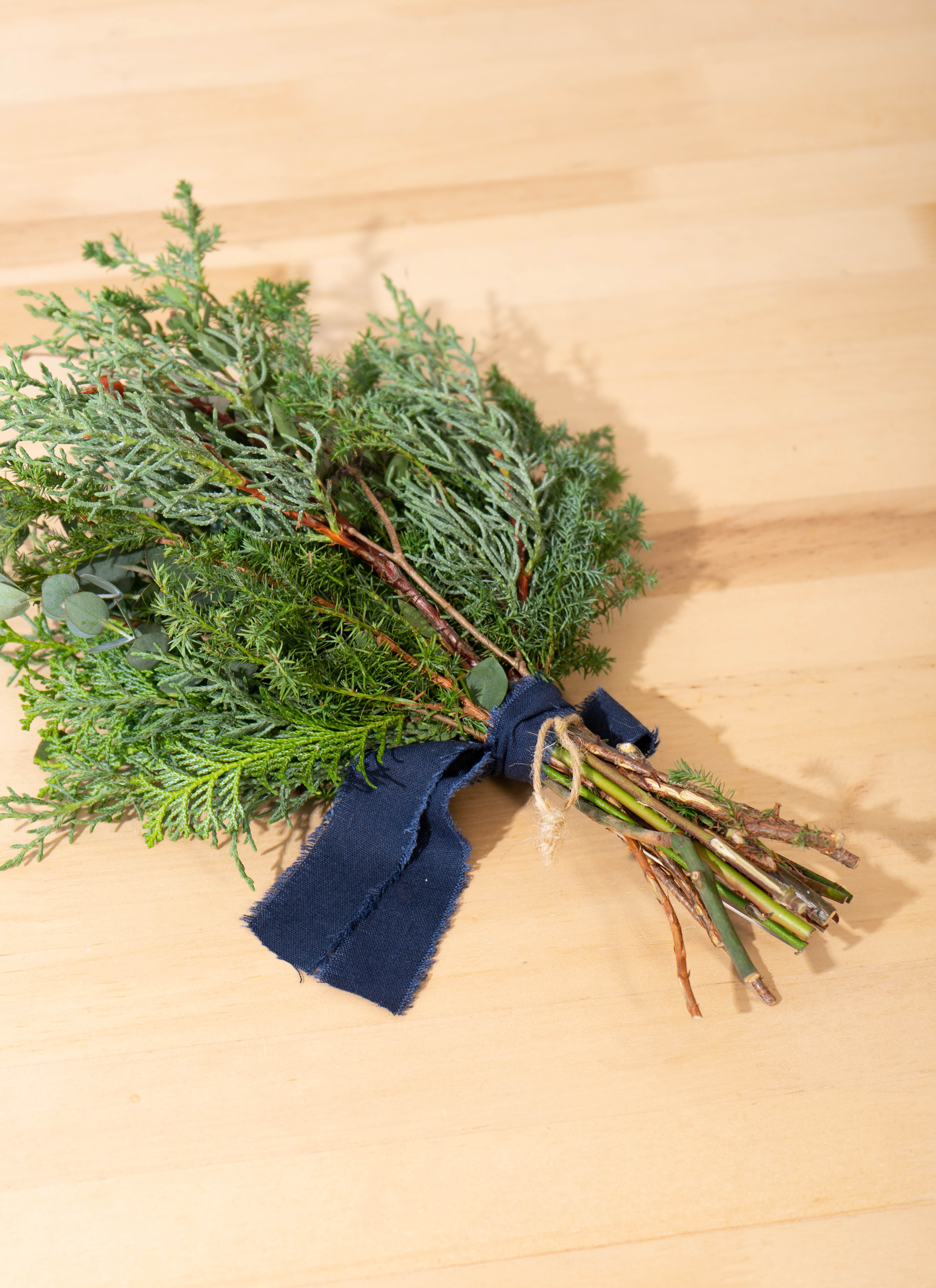 産地直送 グリーン・ユーカリ スワッグ M／福島 hinatabaからお届け