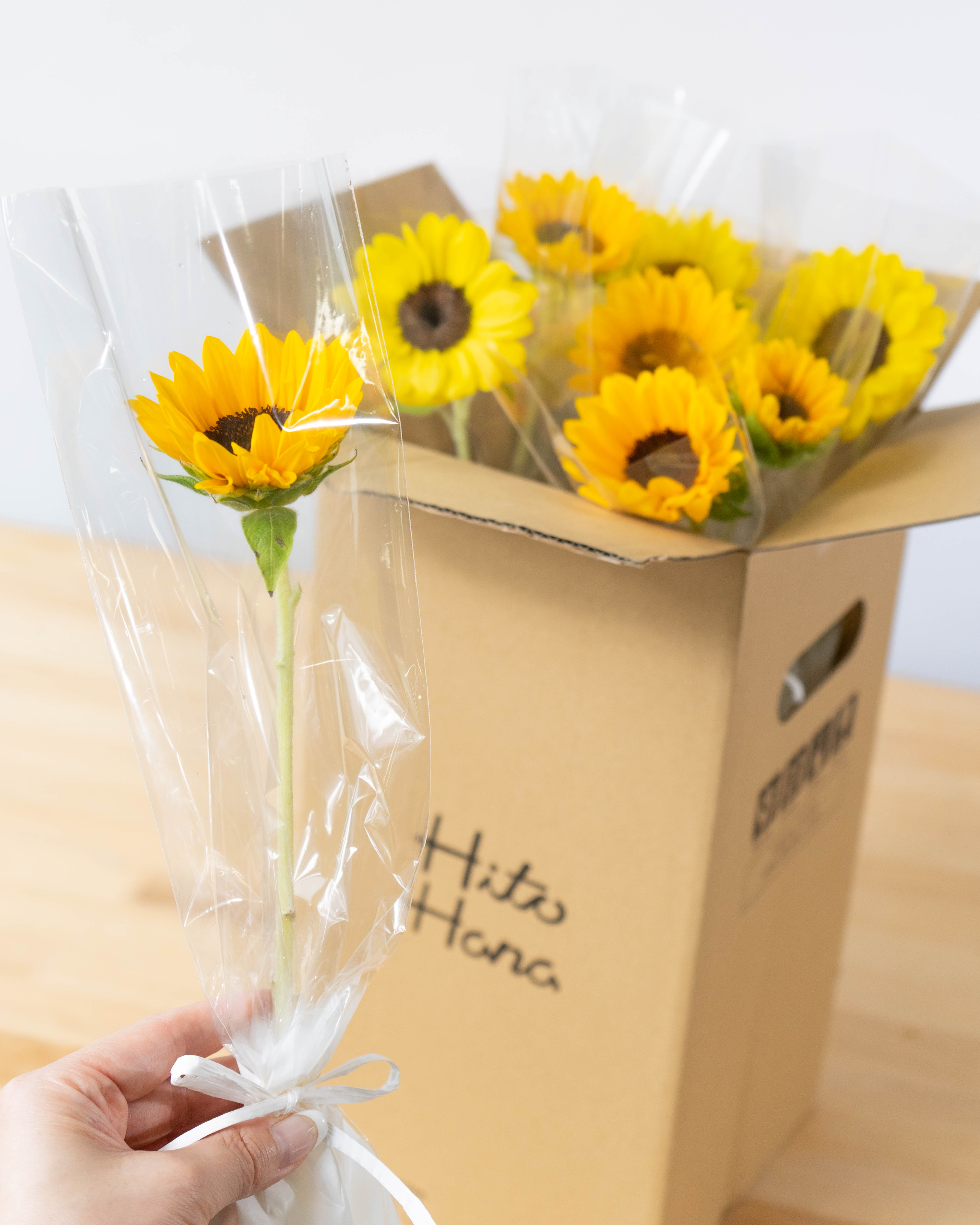 縁起＆金運 黄金に8輪♦️ひまわりの花束♦️アンティーク ゴールド