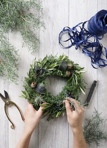 フローリストにおまかせ てづくり生花リース 6,600円 | クリスマス  
