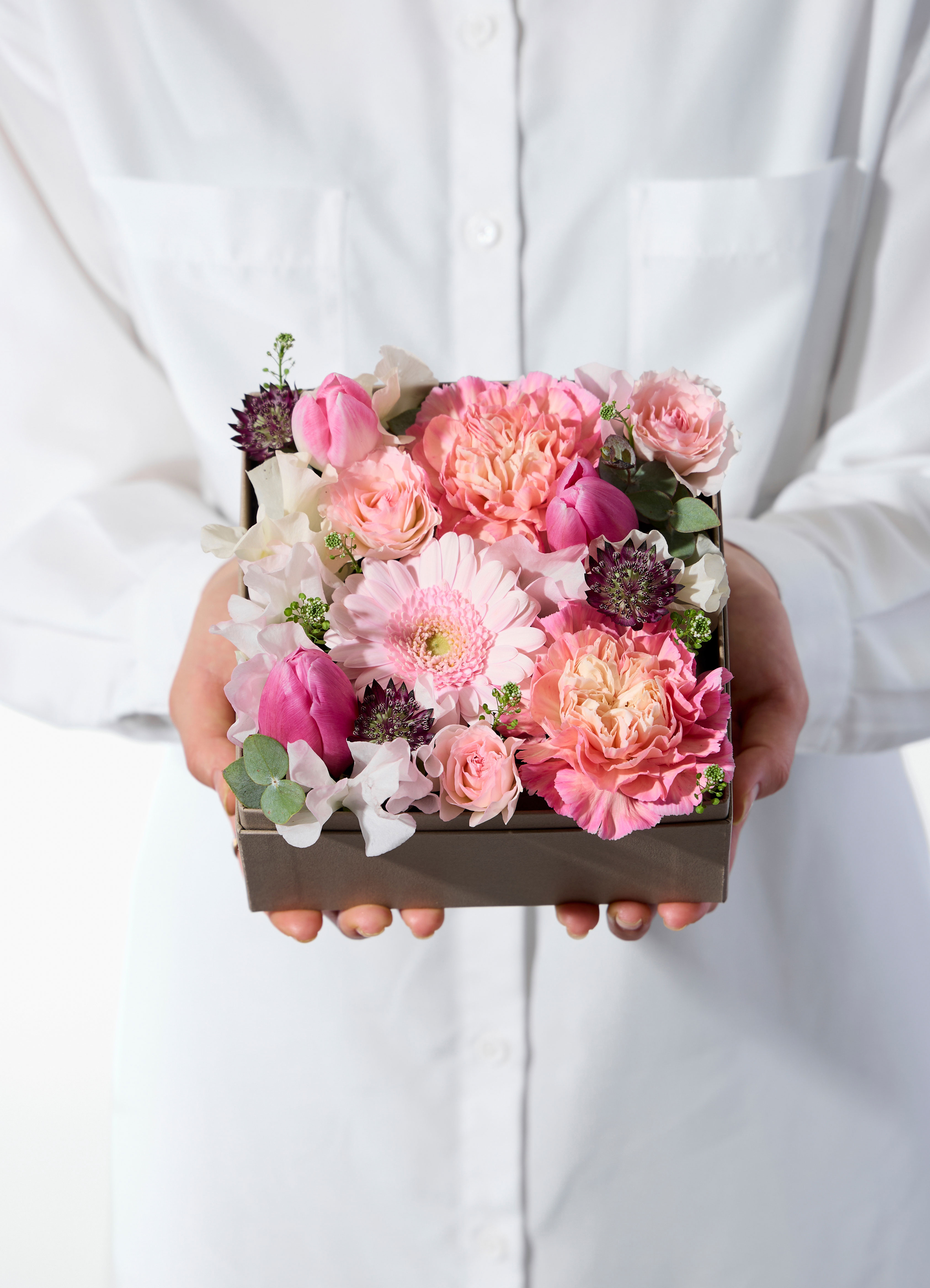 立春のボックスフラワー チューリップとガーベラ ピンク