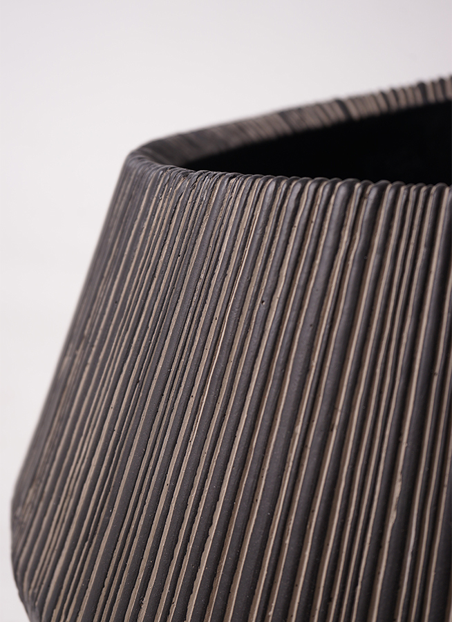 鉢カバー　エディラウンド 8号 黒 TL012-1LBk エディラウンド黒L TL012-1LBk - murmures