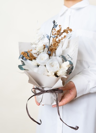 preserved-flower-arrangement-