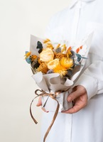 preserved-flower-arrangement-