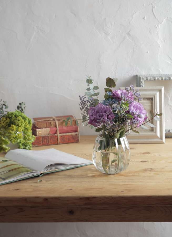 トルコキキョウ 花束 紫 M スタンダード 花束ならhitohana ひとはな