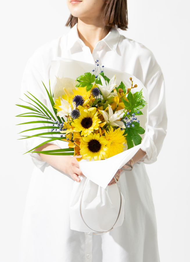 サマーブーケ ひまわり イエロー ブルー M 花束 花束ならhitohana ひとはな