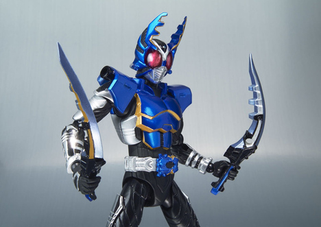 バンダイSHフィギュアーツ仮面ライダーカブト、ガタック2個セット