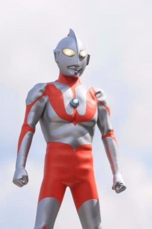 海洋堂1／5スケールコールドキャスト製塗装済み完成品ウルトラマンC