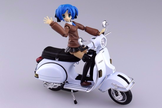 スカイネット 1/12 完成品バイク VESPA P200E 1978/ホワイト