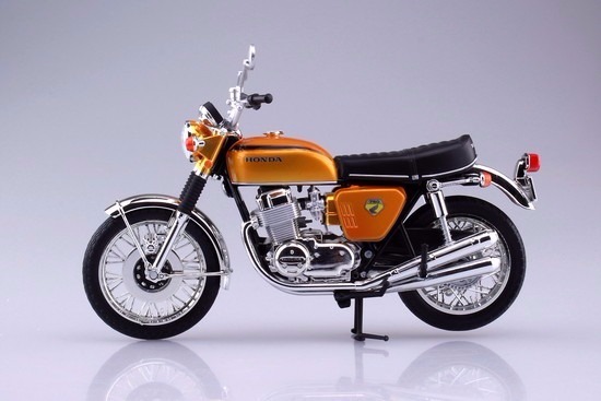 スカイネット 1/12 完成品バイク Honda CB750FOUR K0 キャンディ
